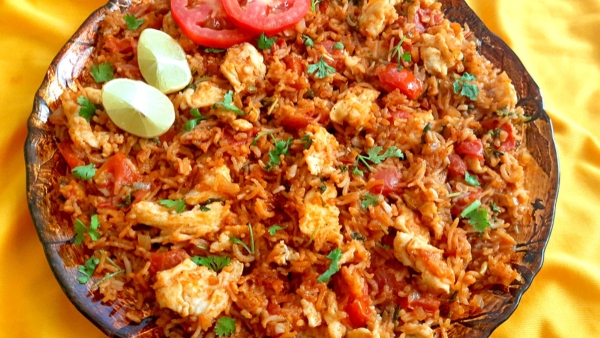 spicy-tomato-egg-garlic-rice-making-recipe-in-telugu-with-easy-steps-and-tips-serving-with-best-tast spicy-tomato-egg-garlic-rice-making-recipe-in-telugu-with-easy-steps-and-tips-serving-with-best-tast
