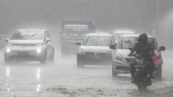 Telangana Rain Alert Meteorological Department Warns of Strong Winds and Lightning for Next 72 Hours Telangana Rain Alert Meteorological Department Warns of Strong Winds and Lightning for Next 72 Hours
