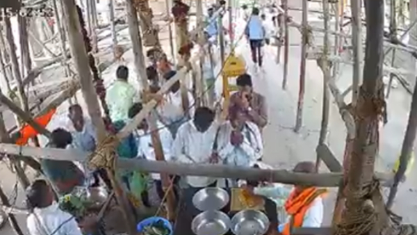 Parbhani Temple Roof Collapse 20 Devotees Feared Trapped 4 confirmed dead