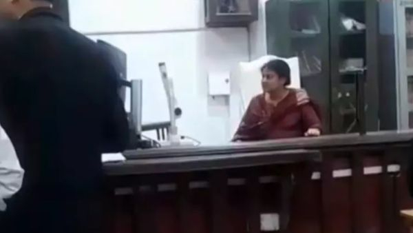 High Drama in Varanasi Court as Woman Barges into Courtroom and Proclaims Herself as District Judge High Drama in Varanasi Court as Woman Barges into Courtroom and Proclaims Herself as District Judge