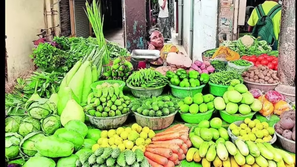 skyrocketing vegetable rates and daily essentials rates are severely impacting common citizens life