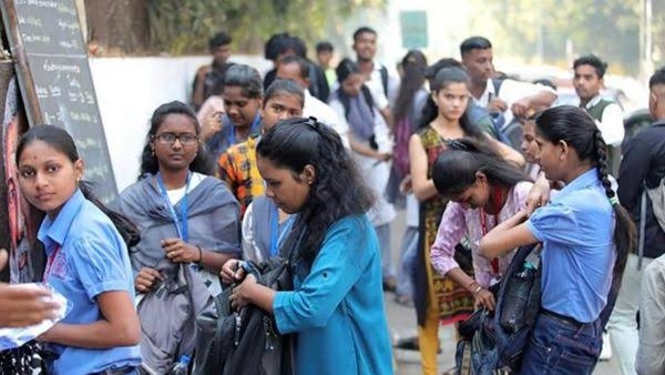 abvp-calls-state-wide-college-bandh-on-july-14-telangana-over-pending-fee-reimbursement-dues abvp-calls-state-wide-college-bandh-on-july-14-telangana-over-pending-fee-reimbursement-dues
