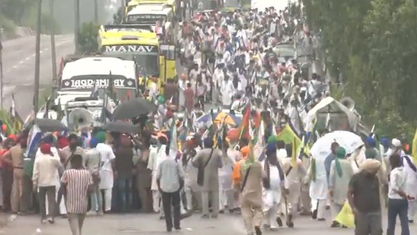 Farmers Gather at Shambhu Border Haryana-Punjab Police Tighten Security for Delhi Move Stop March
