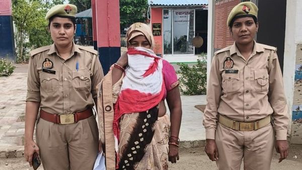 Police investigating the crime scene in Fatehpur Police investigating the crime scene in Fatehpur