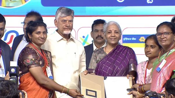 Nirmala Sitharaman And CM Chandrababu Naidu Distribute Rs 3216 Crore Loans In Palnadu Mega Event Nirmala Sitharaman And CM Chandrababu Naidu Distribute Rs 3216 Crore Loans In Palnadu Mega Event