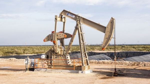 US Iran Conflict Escalates Crude Oil Prices Surge to Multi Week Highs Driven by Supply Disruptions US Iran Conflict Escalates Crude Oil Prices Surge to Multi Week Highs Driven by Supply Disruptions
