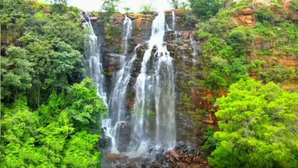 Ontimamidi Waterfall Mulugu district renowned as one of Telangana s secret waterfalls prime spot