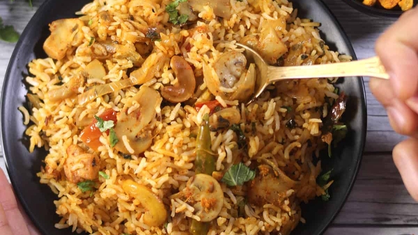 paneer-mushroom-biryani-making-recipe-in-telugu-with-easy-steps-and-tips-for-best-taste-also-serving paneer-mushroom-biryani-making-recipe-in-telugu-with-easy-steps-and-tips-for-best-taste-also-serving
