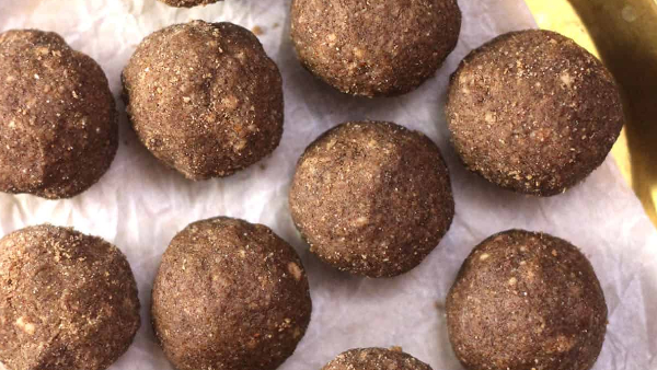 ragi laddu gives health with huge nutrition values know the making process of ragi laddu at home