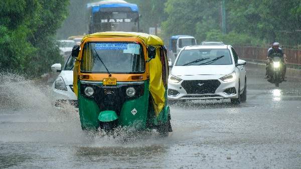 Light to Moderate Rain with Thunderstorms Likely in Multiple Areas Weather Update in Andhra Pradesh Light to Moderate Rain with Thunderstorms Likely in Multiple Areas Weather Update in Andhra Pradesh