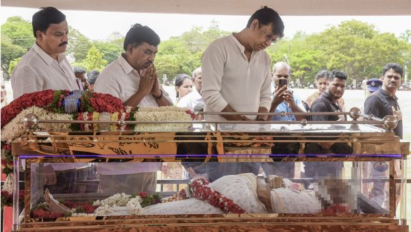 End of a Musical Era Legendary Singer S Janaki Laid to Rest with Full State Honors in Mysuru End of a Musical Era Legendary Singer S Janaki Laid to Rest with Full State Honors in Mysuru