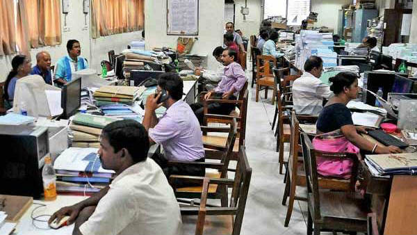 telangana-govt-telangana-launches-new-employees-health-scheme-with-free-annual-master-health-check
