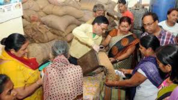 ap-govt-decided-to-provide-rice-at-subsidized-rates-through-special-counters-with-adhar-proof-detai ap-govt-decided-to-provide-rice-at-subsidized-rates-through-special-counters-with-adhar-proof-detai
