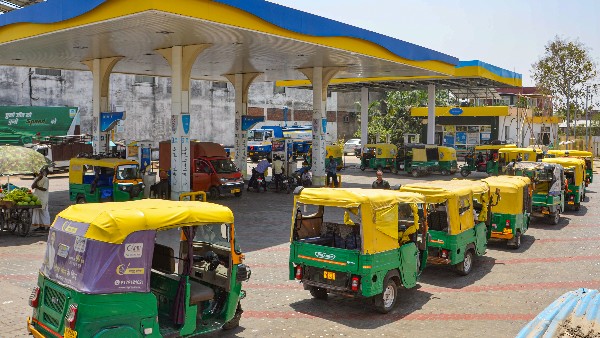 CNG Rates has increased by Rs 3 89 by the Indraprastha Gas Limited cited the re-escalation West Asia crisis