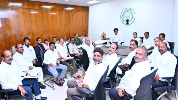 deputy-cm-pawan-kalyan-made-interesting-comments-over-local-body-elections-directions-for-party-lea deputy-cm-pawan-kalyan-made-interesting-comments-over-local-body-elections-directions-for-party-lea