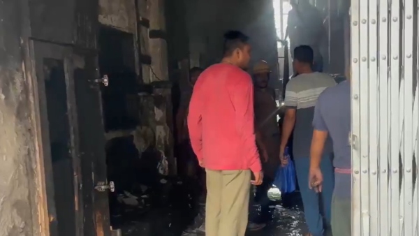 Tarapith Hotel Fire Accident 6 Devotees Burnt Alive in Birbhum West Bengal and injuring several others