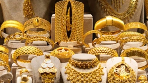 Gold prices in India Slightly Rose today as weakness in international markets weighed domestic rates