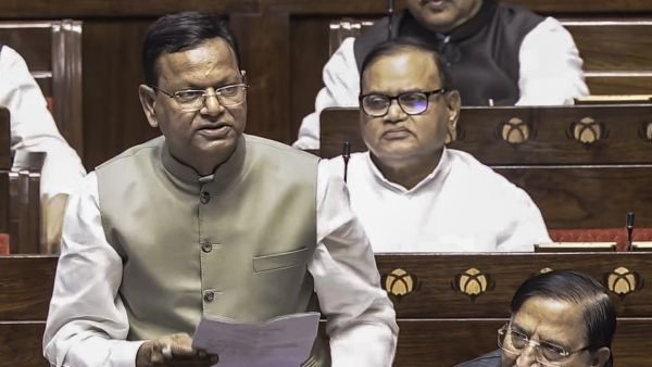 Gold Import Duty Hike Generates Rs 10 463 Crore Revenue as Authorities Clamp Down on Smuggling Gold Import Duty Hike Generates Rs 10 463 Crore Revenue as Authorities Clamp Down on Smuggling
