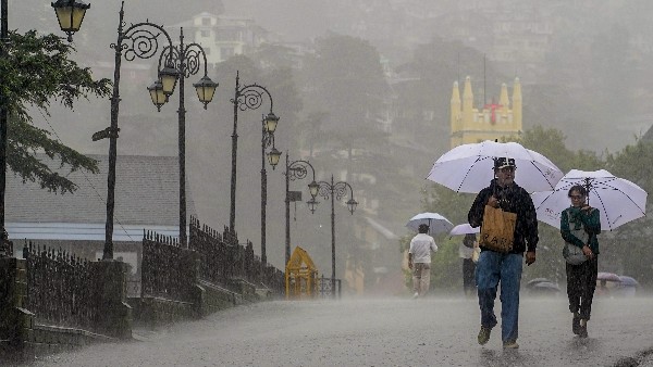 Heavy Rain Brings Delhi Traffic to a Crawl and more Thunderstorms Lightning and Gusty Winds Showers Heavy Rain Brings Delhi Traffic to a Crawl and more Thunderstorms Lightning and Gusty Winds Showers