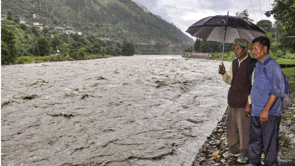 Himachal Pradesh Monsoon Fury 157 Dead as Flash Floods and Landslides Shut Down 260 Roads Statewide