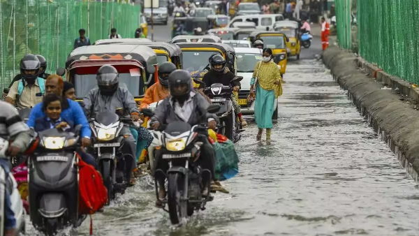 Hyderabad rain alert CP Sajjanar warns citizens of heavy rains on Monday night said stay in homes