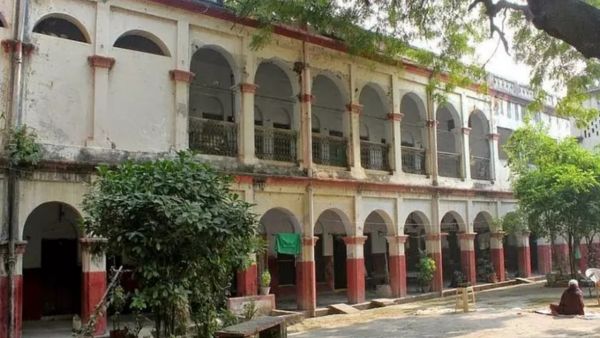 Mysterious Varanasi Hotel Mukti Bhavan Lets People Check In Only To Die And Attain Ultimate Moksha