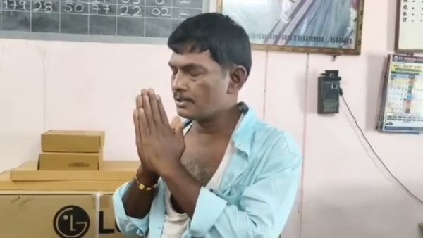Student Protest in Nalgonda Girls Thrash Junior College Teacher for Alleged Harassment in Devarakonda