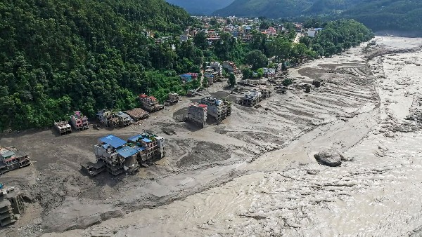 Satellite Images and Footage Reveal the Nepal China Border Valleys Before and After Deadly Mudslide Floods Satellite Images and Footage Reveal the Nepal China Border Valleys Before and After Deadly Mudslide Floods