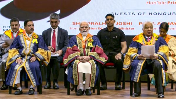 PM Narendra Modi Urges IIT Delhi Graduates to Drive Self-Reliance for Viksit Bharat at Convocation PM Narendra Modi Urges IIT Delhi Graduates to Drive Self-Reliance for Viksit Bharat at Convocation