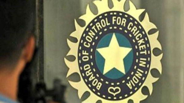Tamil Nadu Cricketer Fined 1 Lakh Banned from TNPL for Texting Girlfriend During Match Details Tamil Nadu Cricketer Fined 1 Lakh Banned from TNPL for Texting Girlfriend During Match Details