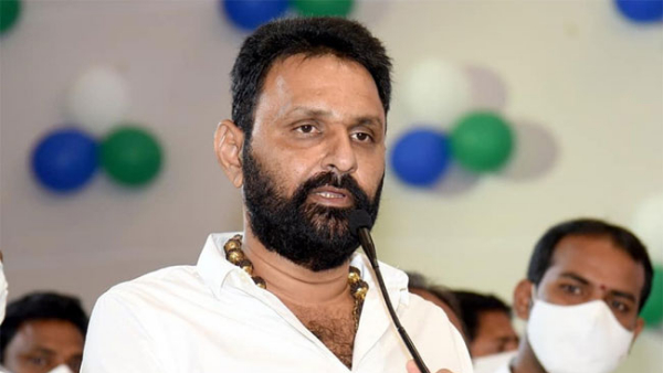 ysrcp-leader-kodali-nani-moving-with-new-strategies-in-gudiavada-ahead-local-body-elections-details ysrcp-leader-kodali-nani-moving-with-new-strategies-in-gudiavada-ahead-local-body-elections-details