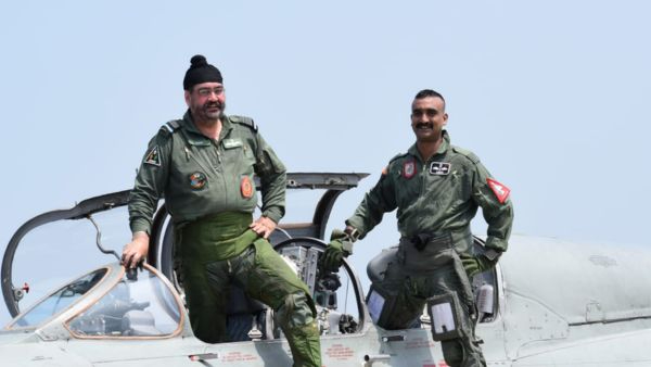 Abhinandan Varthaman Retires After 22 Years In IAF Fighter Pilot Who Shot Down Pak F-16 Joins Goa Airline Abhinandan Varthaman Retires After 22 Years In IAF Fighter Pilot Who Shot Down Pak F-16 Joins Goa Airline