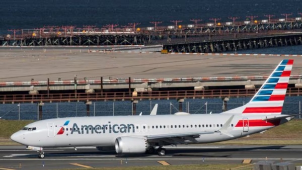 AmericanAirlines Woman causes a scene on flight wanders around naked and behaves indecently viral AmericanAirlines Woman causes a scene on flight wanders around naked and behaves indecently viral