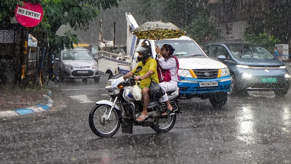 Thunderstorm and Heavy Rain Possibility for next three hours across Andhra districts says APSDMA