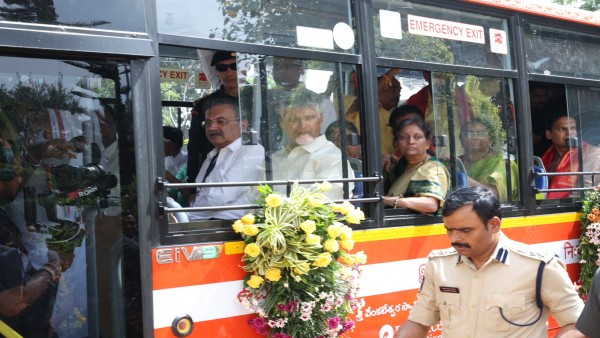 cm-chandra-babu-flags-off-32-electric-buses-donated-by-reliance-foundation-and-bharat-biotech-and cm-chandra-babu-flags-off-32-electric-buses-donated-by-reliance-foundation-and-bharat-biotech-and
