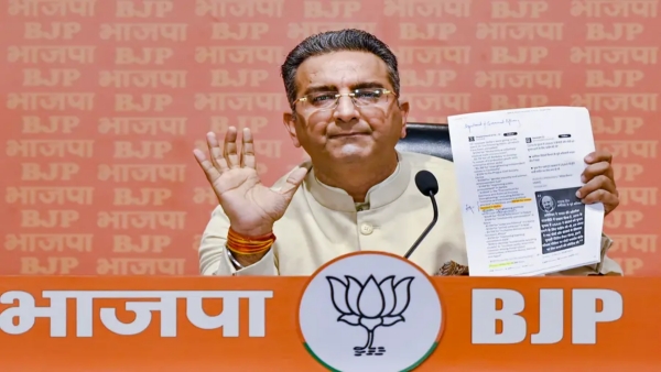 GauravBhatia makes big move Files a 2 crore lawsuit against CJP leaders Teesta Ashutosh Saurav GauravBhatia makes big move Files a 2 crore lawsuit against CJP leaders Teesta Ashutosh Saurav