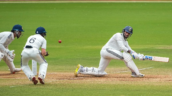 Heartbreak for Tilak Varma Incredible Knock Ends at 99 One Run Away From Glory in Duleep Trophy Heartbreak for Tilak Varma Incredible Knock Ends at 99 One Run Away From Glory in Duleep Trophy