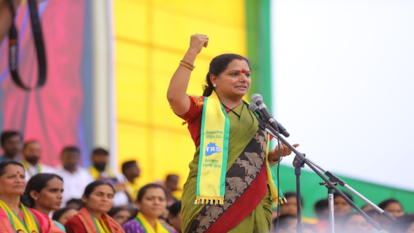 kavitha made these key remarks I am the arrow of Bahujans at Panchajanya Sankalpa Sabha Kodangal