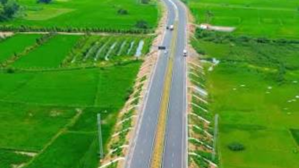 NH-563 Karimnagar Warangal four-lane highway between Karimnagar and Warangal is in final stages