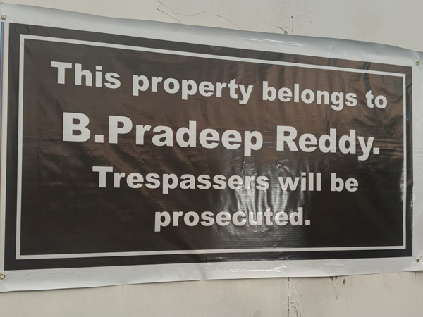 Congress Team Inspects Janwada Farmhouse Land Amid Illegal Construction Allegations
