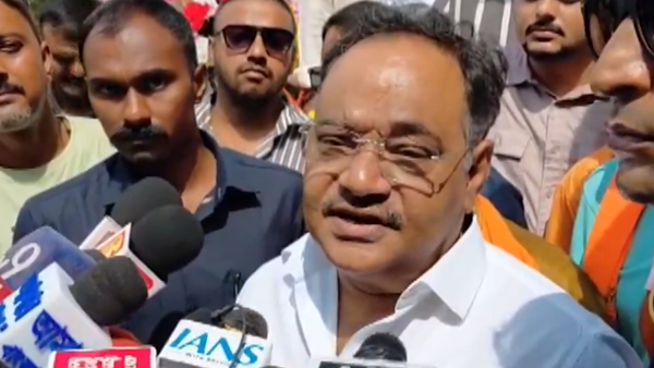 Bengal BJP Chief Praises CEC Gyanesh Kumar Says He Deserves Padma Bhushan Bengal BJP Chief Praises CEC Gyanesh Kumar Says He Deserves Padma Bhushan