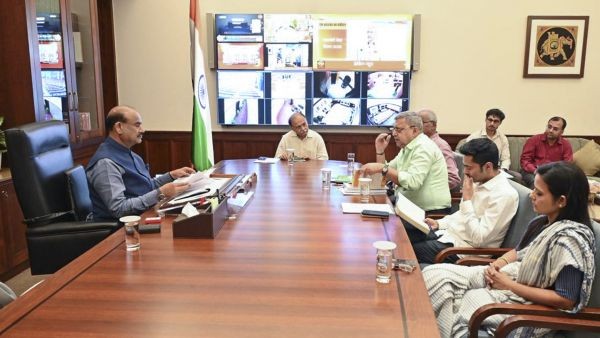 Supreme Court Calls 3-Month Delay in TMC Rebel Disqualification a Red Flag for Democracy in India Supreme Court Calls 3-Month Delay in TMC Rebel Disqualification a Red Flag for Democracy in India
