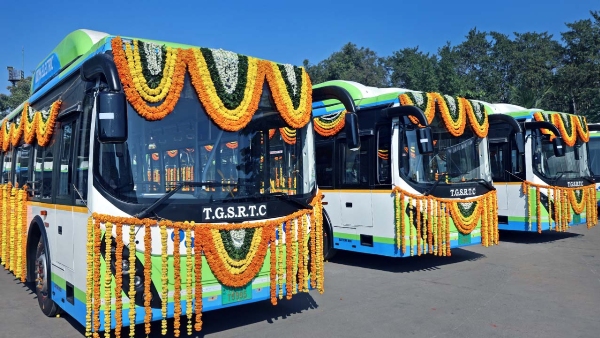TGSRTC another decision like metro rtc installs digital screens in 10 electric buses at Hayathnagar TGSRTC another decision like metro rtc installs digital screens in 10 electric buses at Hayathnagar