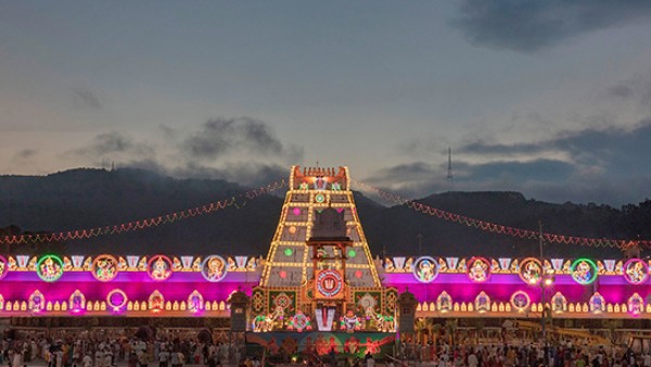 TTD released Srivari Navaratri Brahmotsavam fete from October 12 to with Dwajarohanam Pedda Radham TTD released Srivari Navaratri Brahmotsavam fete from October 12 to with Dwajarohanam Pedda Radham