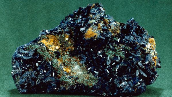 Mega Uranium Discovery in Medina Gives Saudi Arabia Huge Strategic Edge Amid Middle East Tensions Mega Uranium Discovery in Medina Gives Saudi Arabia Huge Strategic Edge Amid Middle East Tensions