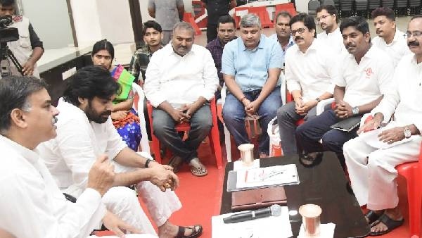 ycp-to-janasena-joinings-continue-as-key-leaders-switch-sides-pawan-moving-with-new-plans ycp-to-janasena-joinings-continue-as-key-leaders-switch-sides-pawan-moving-with-new-plans