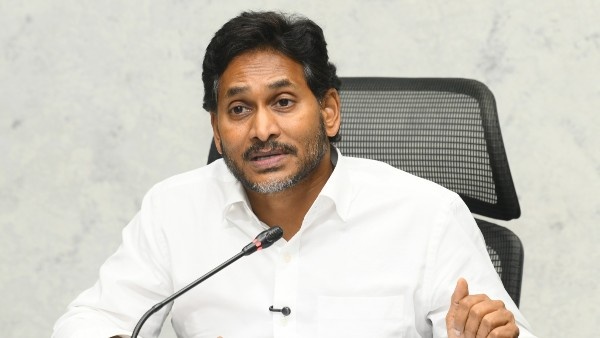 YS Jagan will meet former local body representatives party leaders from Greater Visakhapatnam today YS Jagan will meet former local body representatives party leaders from Greater Visakhapatnam today
