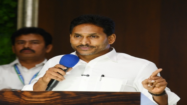 ysrcp-chief-ys-jagan-key-directions-for-visakha-party-leaders-over-municipal-elections-here-the-det