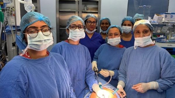Historic Medical Achievement AIIMS New Delhi Doctors Complete Rare 90-Minute Keyhole Surgery