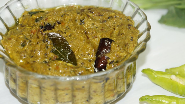 Tangy Spicy Chukkakura Pachadi Recipe - Andhra Style Sorrel Leaves Chutney That Makes You Eat Extra Rice